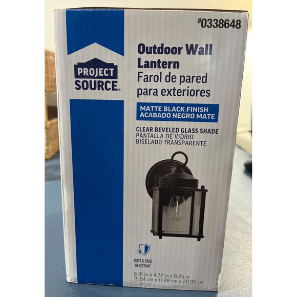 Outdoor Wall Lantern Matte Black 6.16x4.72x8.25” Beveled Glass Shade New in Box - Picture 2 of 5